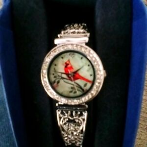 The Bradford Exchange Messenger From Heaven Ladies Watch Crystals Cardinal Dial